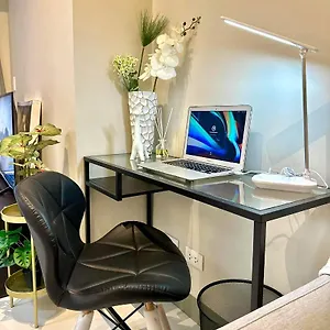  Aparthotel Uptown Parksuites Philippines