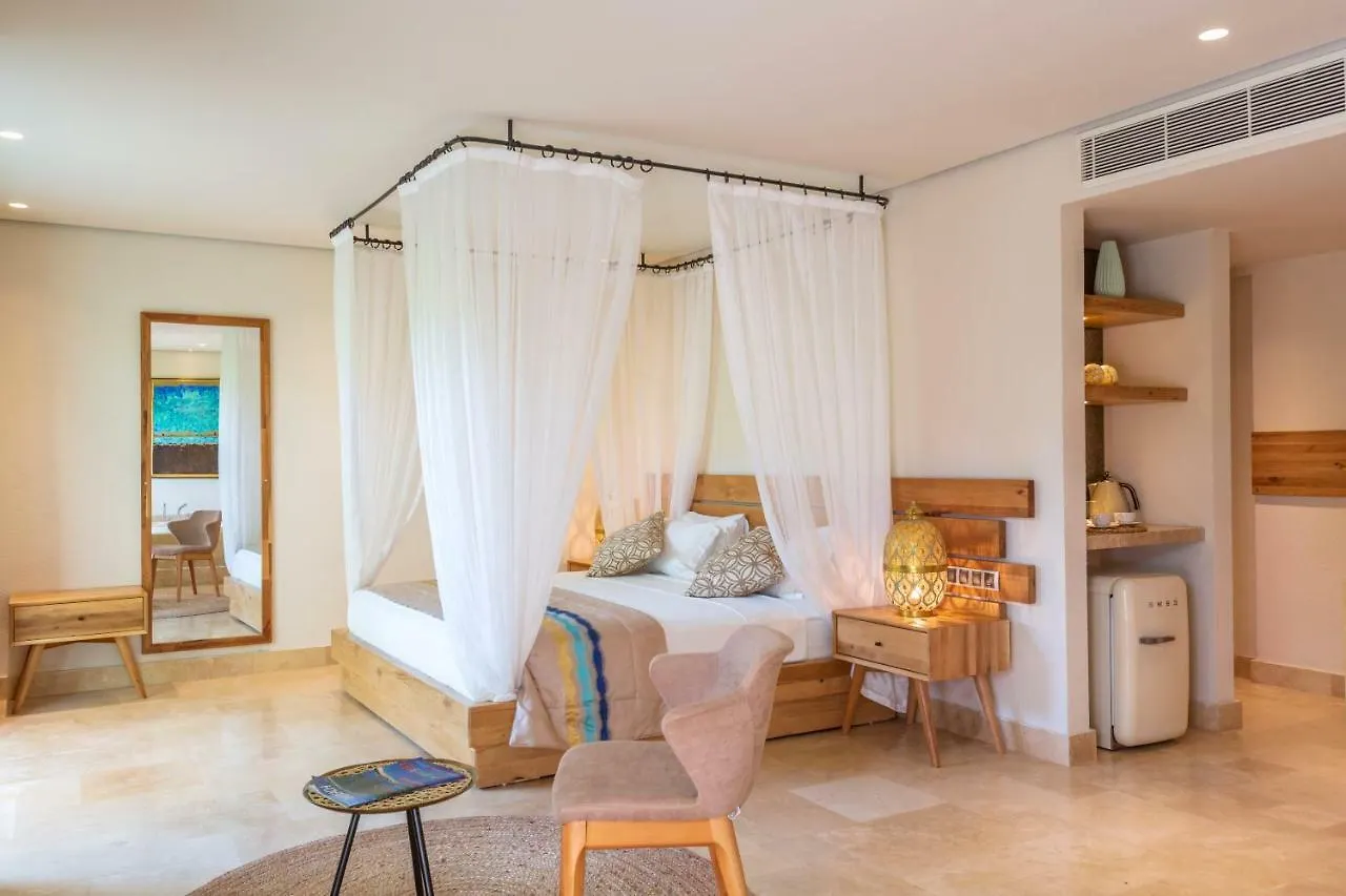 Ecclesia Hotel - Adult Only Олудениз